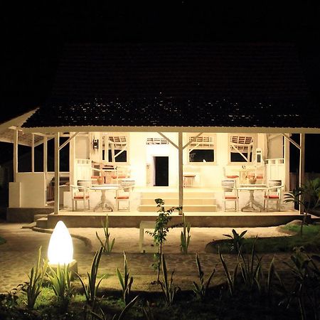 Gazebo Meno Otel Gili Meno Dış mekan fotoğraf